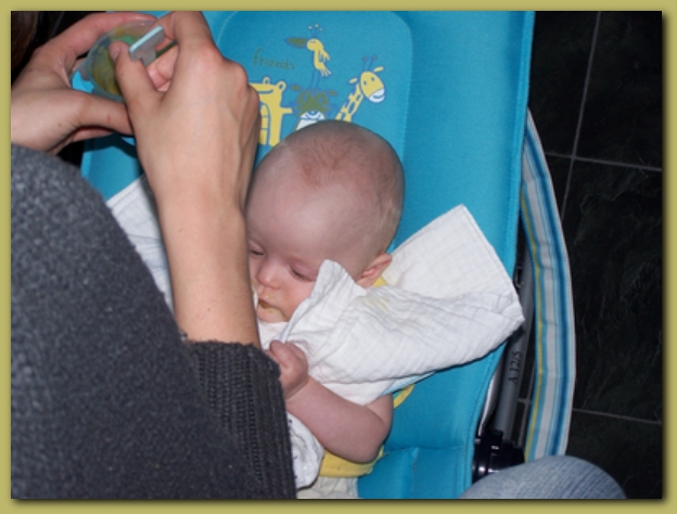 599x448 pixels (185K)